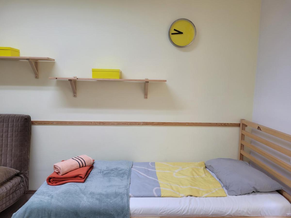 Budget Studio Near Prater Вена Экстерьер фото