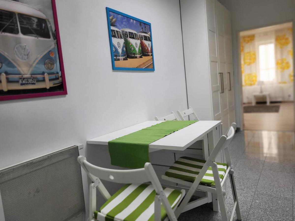 Budget Studio Near Prater Вена Экстерьер фото